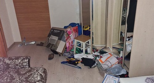 A mess in the apartment where Salekh Magamadov and Ismail Isaev were detained. Photo courtesy of the "Russian LGBT Network" https://novayagazeta.ru/articles/2021/02/06/89088-k-allahu-iz-pod-palki A mess in the apartment where Salekh Magamadov and Ismail Isaev were detained. Photo courtesy of the "Russian LGBT Network" https://novayagazeta.ru/articles/2021/02/06/89088-k-allahu-iz-pod-palki