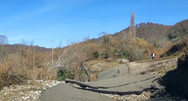 A road in the village of Bedia du after the landslide. Screenshot of the video by the "Sputnik Abkhazia" https://www.youtube.com/watch?v=idVSNoJgXtg&feature=emb_logo A road in the village of Bedia du after the landslide. Screenshot of the video by the "Sputnik Abkhazia" https://www.youtube.com/watch?v=idVSNoJgXtg&feature=emb_logo