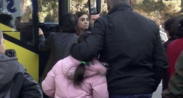 Residents of Nagorno-Karabakh return from Armenia to Stepanakert, January 2021. Photo by Alvard Grigoryan for the Caucasian Knot Residents of Nagorno-Karabakh return from Armenia to Stepanakert, January 2021. Photo by Alvard Grigoryan for the Caucasian Knot