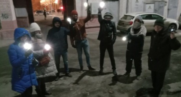 Participants of a protest action in Volgograd, February 14, 2021. Photo by Vyacheslav Yaschenko for the Caucasian Knot Participants of a protest action in Volgograd, February 14, 2021. Photo by Vyacheslav Yaschenko for the Caucasian Knot