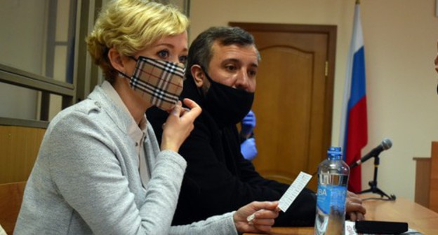 Anastasia Shevchenko and her advocate in a courtroom. Photo by Konstantin Volgin for the Caucasian Knot Anastasia Shevchenko and her advocate in a courtroom. Photo by Konstantin Volgin for the Caucasian Knot