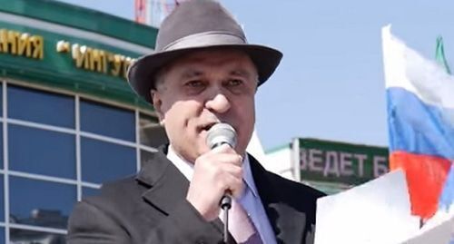 Akhmed Pogorov delivers speech at a rally Magas, March 26, 2019. Screenshot: Fortanga.org Akhmed Pogorov delivers speech at a rally Magas, March 26, 2019. Screenshot: Fortanga.org