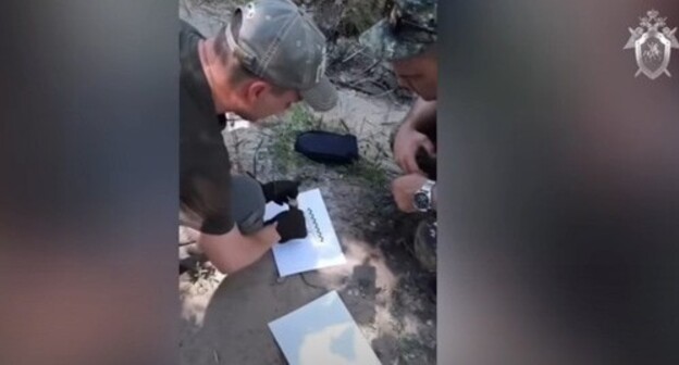 Law enforcers. Screenshot: https://www.youtube.com/watch?v=7dmDt2Y50Ms Law enforcers. Screenshot: https://www.youtube.com/watch?v=7dmDt2Y50Ms