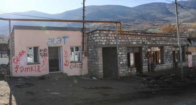 A house in Gadrut. December 25, 2020. Photo by Aziz Karimov for the "Caucasian Knot" A house in Gadrut. December 25, 2020. Photo by Aziz Karimov for the "Caucasian Knot"