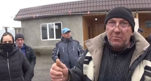 Khamid Indreev (in the foreground). Screenshot of the video ttps://www.youtube.com/watch?reload=9&v=Q55WKgd1PE8&feature=youtu.be Khamid Indreev (in the foreground). Screenshot of the video ttps://www.youtube.com/watch?reload=9&v=Q55WKgd1PE8&feature=youtu.be
