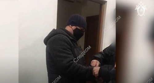 Detention of Alexander Zolotarev, March 12, 2021. Screenshot: https://www.youtube.com/watch?v=j2LkpokrfNA&t=50s Detention of Alexander Zolotarev, March 12, 2021. Screenshot: https://www.youtube.com/watch?v=j2LkpokrfNA&t=50s