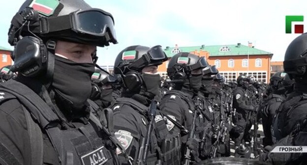 Chechen law enforcers. Screenshot: https://www.youtube.com/watch?v=MRTvFoW_gGw Chechen law enforcers. Screenshot: https://www.youtube.com/watch?v=MRTvFoW_gGw