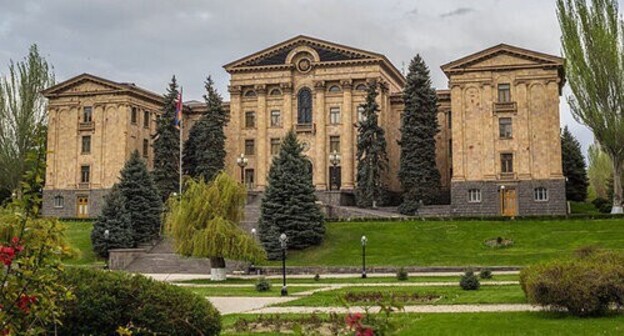 National Assembly of Armenia. Photo: https://ru.armeniasputnik.am/armenia/20170519/7371819/armeniya-parlament-vice-spikery-vybory.html National Assembly of Armenia. Photo: https://ru.armeniasputnik.am/armenia/20170519/7371819/armeniya-parlament-vice-spikery-vybory.html