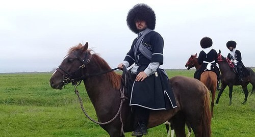 Chechen horsemen (not related to the events described). Photo https://www.grozny-inform.ru/news/health/107961/ Chechen horsemen (not related to the events described). Photo https://www.grozny-inform.ru/news/health/107961/