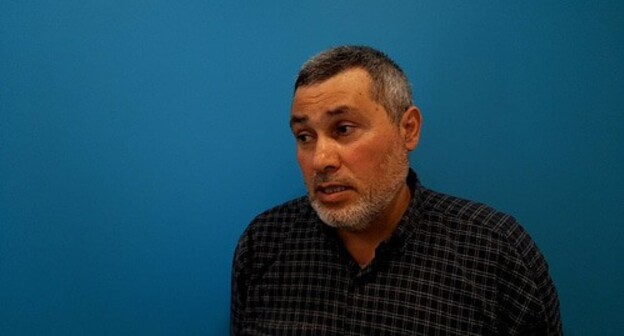 Eduard Ataev, coordinator of Alexei Navalny's office in Makhachkala. Screenshot from the video posted by the Caucasian Knot: http://www.kavkaz-uzel.eu/videos/6658 Eduard Ataev, coordinator of Alexei Navalny's office in Makhachkala. Screenshot from the video posted by the Caucasian Knot: http://www.kavkaz-uzel.eu/videos/6658