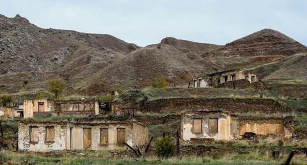 One of the ruined villages in the area of Djebrail. December 14, 2020. Photo by Aziz Karimov for the "Caucasian Knot" One of the ruined villages in the area of Djebrail. December 14, 2020. Photo by Aziz Karimov for the "Caucasian Knot"