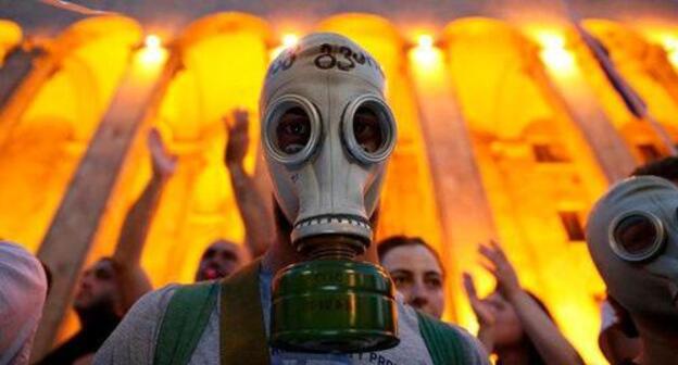 A participant of the rally against the visit of a Russian State Duma MP, held at the building of the Georgian Parliament. Tbilisi, June 19, 2019. Photo REUTERS / Irakli Gedenidze A participant of the rally against the visit of a Russian State Duma MP, held at the building of the Georgian Parliament. Tbilisi, June 19, 2019. Photo REUTERS / Irakli Gedenidze
