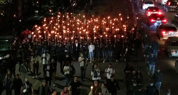A torchlight march in Yerevan. April 23, 2021. Photo by Armine Martirosyan for the "Caucasian Knot" A torchlight march in Yerevan. April 23, 2021. Photo by Armine Martirosyan for the "Caucasian Knot"