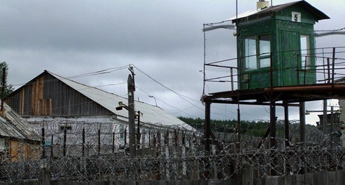 High-security prison. Photo: http://fsin-pismo-gid.ru/istoriya/krasnaya-zona-vzglyad-iznutri-na-poryadki-rezhim-i-zhizn-v-takoj-tyurme High-security prison. Photo: http://fsin-pismo-gid.ru/istoriya/krasnaya-zona-vzglyad-iznutri-na-poryadki-rezhim-i-zhizn-v-takoj-tyurme