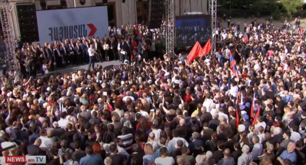 Rally of Robert Kocharyan's supporters. Screenshot: NEWS AM Rally of Robert Kocharyan's supporters. Screenshot: NEWS AM