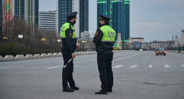 Traffic police in Grozny. Photo: Ramzan Musaev / IA 'Grozny-Inform' Traffic police in Grozny. Photo: Ramzan Musaev / IA 'Grozny-Inform'