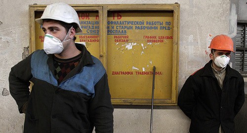 Workers at Georgian Manganese. Photo: REUTERS/David Mdzinarisvili Workers at Georgian Manganese. Photo: REUTERS/David Mdzinarisvili