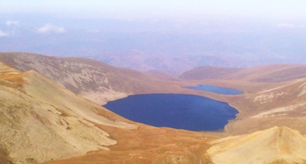 Sevlich (Kara gol) lake, also known as the Black Lake. Photo: Albero, http://commons.wikimedia.org/index.php?curid=79560385 Sevlich (Kara gol) lake, also known as the Black Lake. Photo: Albero, http://commons.wikimedia.org/index.php?curid=79560385