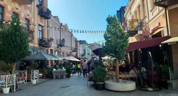 A street in Tbilisi. Photo by Nina Tumanova for the "Caucasian Knot" A street in Tbilisi. Photo by Nina Tumanova for the "Caucasian Knot"