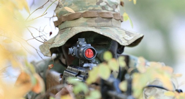 An Armenian soldier. Photo by the press service of the Armenian Ministry of Defence https://www.mil.am/ru/news/9421 An Armenian soldier. Photo by the press service of the Armenian Ministry of Defence https://www.mil.am/ru/news/9421