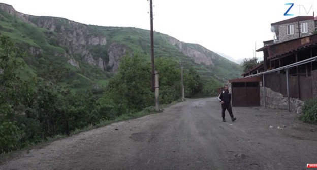 The village of Khoznavar. Screenshot of the video by Զանգեզուր TV https://www.youtube.com/watch?v=_sNfsnJNkfo The village of Khoznavar. Screenshot of the video by Զանգեզուր TV https://www.youtube.com/watch?v=_sNfsnJNkfo