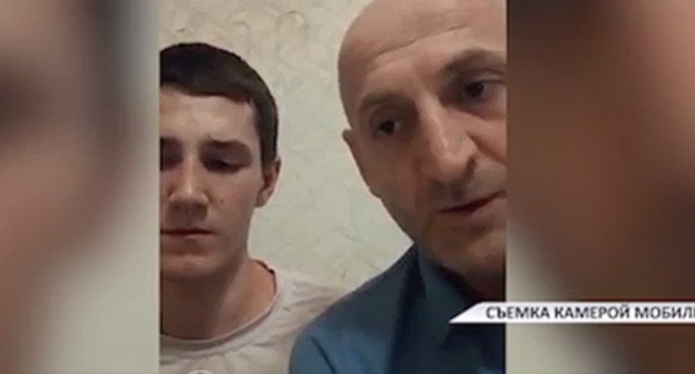 A 15-year-old teenager from Dagestan who lives in the Moscow Region and his father apologized to Kadyrov https://www.instagram.com/p/CPD8ULQp8Tp/ A 15-year-old teenager from Dagestan who lives in the Moscow Region and his father apologized to Kadyrov https://www.instagram.com/p/CPD8ULQp8Tp/
