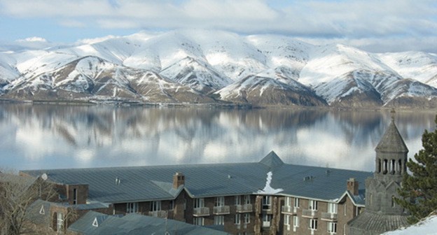 Gegarkunik Region. Photo: Yuri Troitsky, http://ru.wikipedia.org Gegarkunik Region. Photo: Yuri Troitsky, http://ru.wikipedia.org