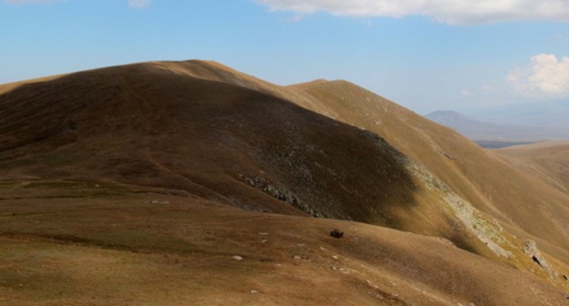 Highlands in the Gegarkunik District of Armenia. Photo: Inner999, http://commons.wikimedia.org/w/index.php?curid=74360713 Highlands in the Gegarkunik District of Armenia. Photo: Inner999, http://commons.wikimedia.org/w/index.php?curid=74360713