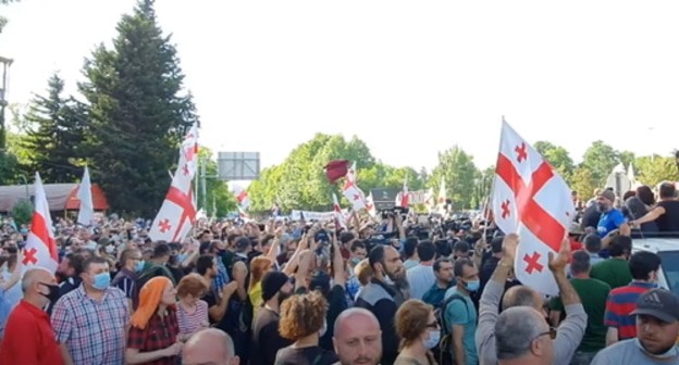 Protest against the construction of a hydroelectric power plant, May 24, 2021. Screenshot: Sputnik Georgia Protest against the construction of a hydroelectric power plant, May 24, 2021. Screenshot: Sputnik Georgia