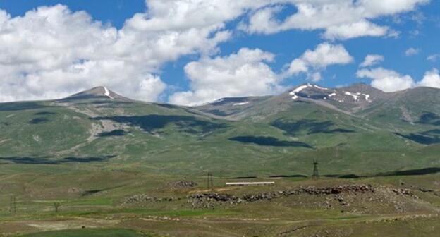 Syunik District of Armenia. Photo: Marcin Konsek, http://ru.wikipedia.org Syunik District of Armenia. Photo: Marcin Konsek, http://ru.wikipedia.org