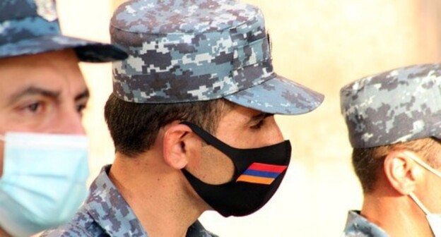 Policemen at a protest rally in Yerevan. Photo by Tigran Petrosyan for the Caucasian Knot Policemen at a protest rally in Yerevan. Photo by Tigran Petrosyan for the Caucasian Knot