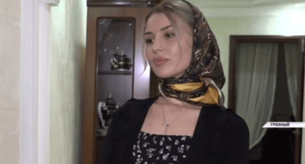 Khalimat Taramova. Screenshot of the video by the "Grozny" TV channel https://www.instagram.com/p/CQEl3STJmmN/ Khalimat Taramova. Screenshot of the video by the "Grozny" TV channel https://www.instagram.com/p/CQEl3STJmmN/