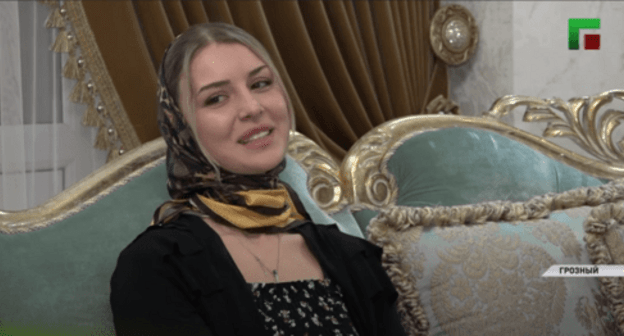Khalimat Taramova. Screenshot of a video report released by the “Grozny” TV Channel https://youtu.be/CxuqoPCnoVw Khalimat Taramova. Screenshot of a video report released by the “Grozny” TV Channel https://youtu.be/CxuqoPCnoVw