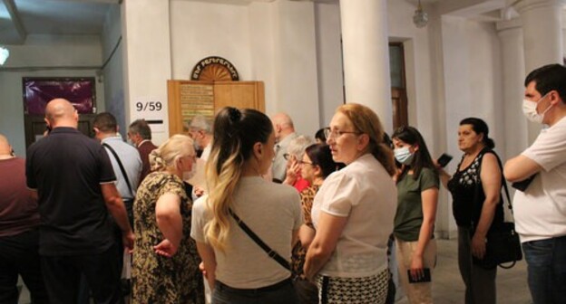 Voting in Armenia. Photo by Armine Martirosyan for the Caucasian Knot Voting in Armenia. Photo by Armine Martirosyan for the Caucasian Knot