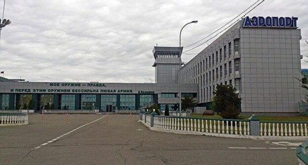 Airport of Grozny. Photo: http://ru.wikipedia.org/ Airport of Grozny. Photo: http://ru.wikipedia.org/