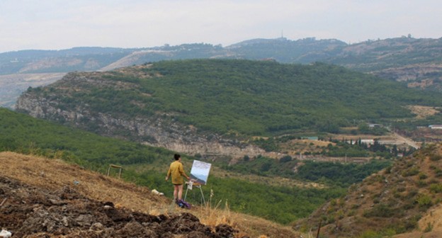 A view of the city of Shushi from Stepanakert. Nagorno-Karabakh. July 11, 2021. Photo by Alvard Grigoryan for the "Caucasian Knot" A view of the city of Shushi from Stepanakert. Nagorno-Karabakh. July 11, 2021. Photo by Alvard Grigoryan for the "Caucasian Knot"