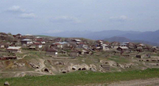 The village of Tekh. Photo: Dan Kablack, http://ru.wikipedia.org/wiki/Tex#/media/Файл:Tegh.jpg The village of Tekh. Photo: Dan Kablack, http://ru.wikipedia.org/wiki/Tex#/media/Файл:Tegh.jpg