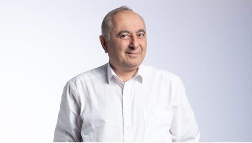 Professor Armen Charchyan, director of the "Izmirlyan" Medical Centre. Photo: press service of the Medical Centre, http://izmirlianmedicalcenter.com/rus/index Professor Armen Charchyan, director of the "Izmirlyan" Medical Centre. Photo: press service of the Medical Centre, http://izmirlianmedicalcenter.com/rus/index