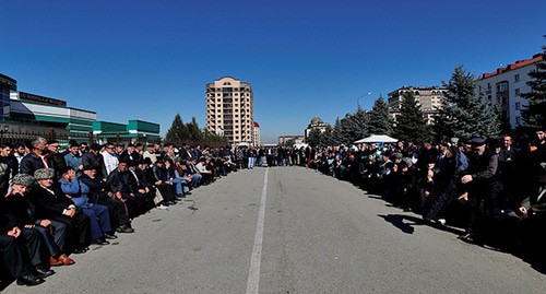 Participants of a rally in Magas, October 2018. Photo: REUTERS / Maxim Shemetov Participants of a rally in Magas, October 2018. Photo: REUTERS / Maxim Shemetov