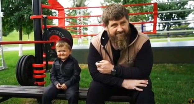 Ramzan Kadyrov and Dagestani blogger Khasbik (on the left). Screenshot of the video by lezgin axi https://www.youtube.com/watch?v=lil6erfETD8 Ramzan Kadyrov and Dagestani blogger Khasbik (on the left). Screenshot of the video by lezgin axi https://www.youtube.com/watch?v=lil6erfETD8