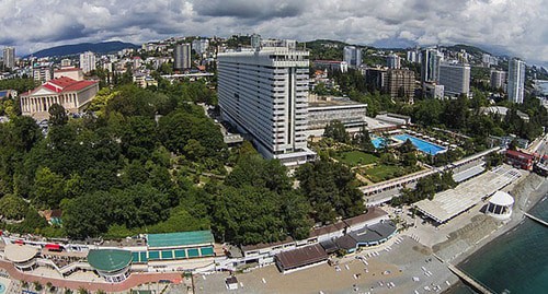Black Sea coast hotels. Photo: Eugeny Lodyanov, http://ru.wikipedia.org Black Sea coast hotels. Photo: Eugeny Lodyanov, http://ru.wikipedia.org