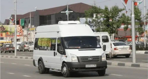 A minivan in Chechnya. Photo: Ministry of Transport for Chechnya, http://www.instagram.com/p/CATEWUbBR3K/ A minivan in Chechnya. Photo: Ministry of Transport for Chechnya, http://www.instagram.com/p/CATEWUbBR3K/