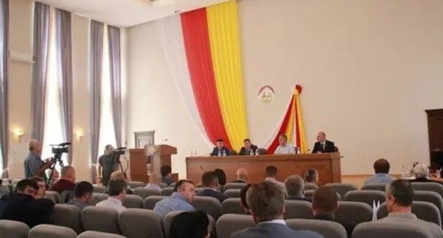 Meeting of the Parliament of South Ossetia. Photo: press service of the Parliament of South Ossetia Meeting of the Parliament of South Ossetia. Photo: press service of the Parliament of South Ossetia