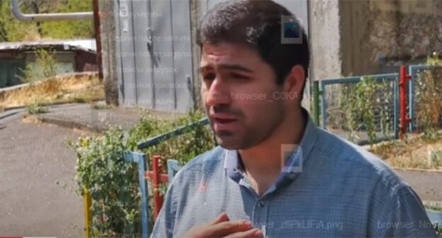 A resident of a multi-storey building in Yerevan. Screenshot of the video https://www.youtube.com/watch?v=_9Fq__7J8Cg A resident of a multi-storey building in Yerevan. Screenshot of the video https://www.youtube.com/watch?v=_9Fq__7J8Cg