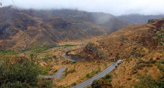 The road from Goris to Kapan. Photo by Yulian Nicha https://commons.wikimedia.org/wiki/Category:M2_highway_(Armenia) The road from Goris to Kapan. Photo by Yulian Nicha https://commons.wikimedia.org/wiki/Category:M2_highway_(Armenia)