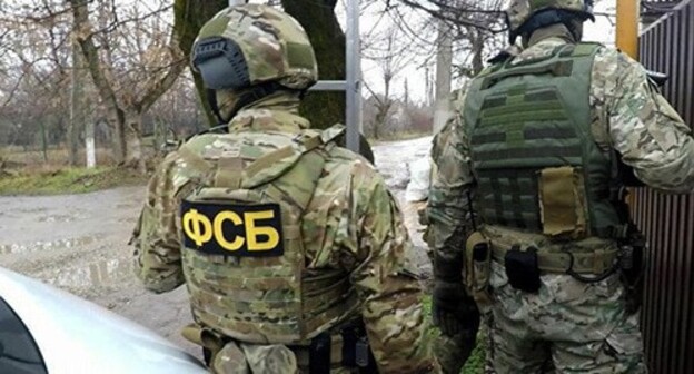 The FSB officers. Photo by the press service of the Russian National Antiterrorist Committee (NAC) The FSB officers. Photo by the press service of the Russian National Antiterrorist Committee (NAC)