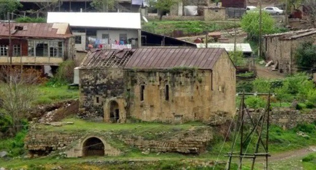 The Tekh village community in the Syunik Region. Photo: http://commons.wikimedia.org/wiki/Category:Tegh#/media/File:Tehg,_S._Gevorg,_2014.15.11_-_panoramio.jpg The Tekh village community in the Syunik Region. Photo: http://commons.wikimedia.org/wiki/Category:Tegh#/media/File:Tehg,_S._Gevorg,_2014.15.11_-_panoramio.jpg
