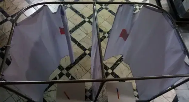 A voting booth. Photo by Rasul Magomedov for the Caucasian Knot A voting booth. Photo by Rasul Magomedov for the Caucasian Knot