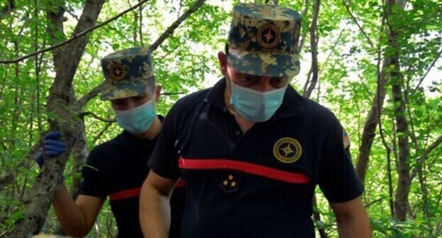 Karabakh rescuers have found the remains of a soldier. Photo: Facebook / ԱՀ Արտակարգ իրավիճակների պետական ծառայություն Karabakh rescuers have found the remains of a soldier. Photo: Facebook / ԱՀ Արտակարգ իրավիճակների պետական ծառայություն