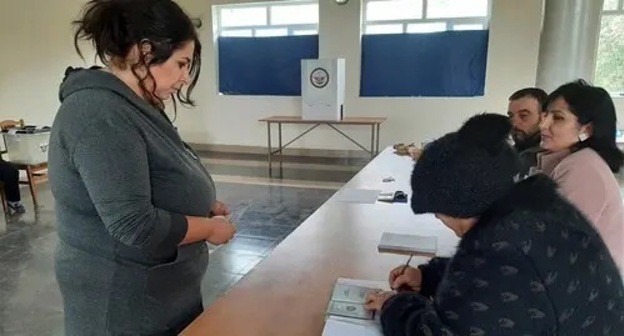 Polling station in the village of Nor Kazanchi. Photo by Alvard Grigoryan for the Caucasian Knot Polling station in the village of Nor Kazanchi. Photo by Alvard Grigoryan for the Caucasian Knot